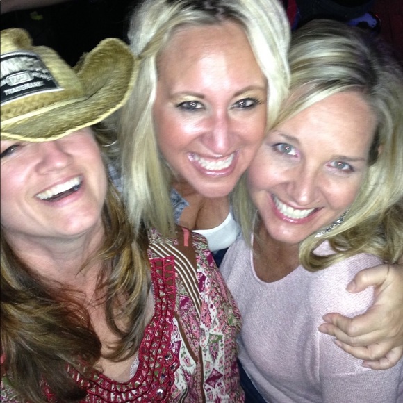 Meet your Posher, Angela - Picture 14 of 16